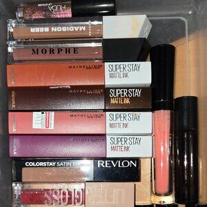 OVER 40 PIECE BUNDLE Lip Gloss & Liquid Lipstick Maybelline Revlon, Huda Beauty
